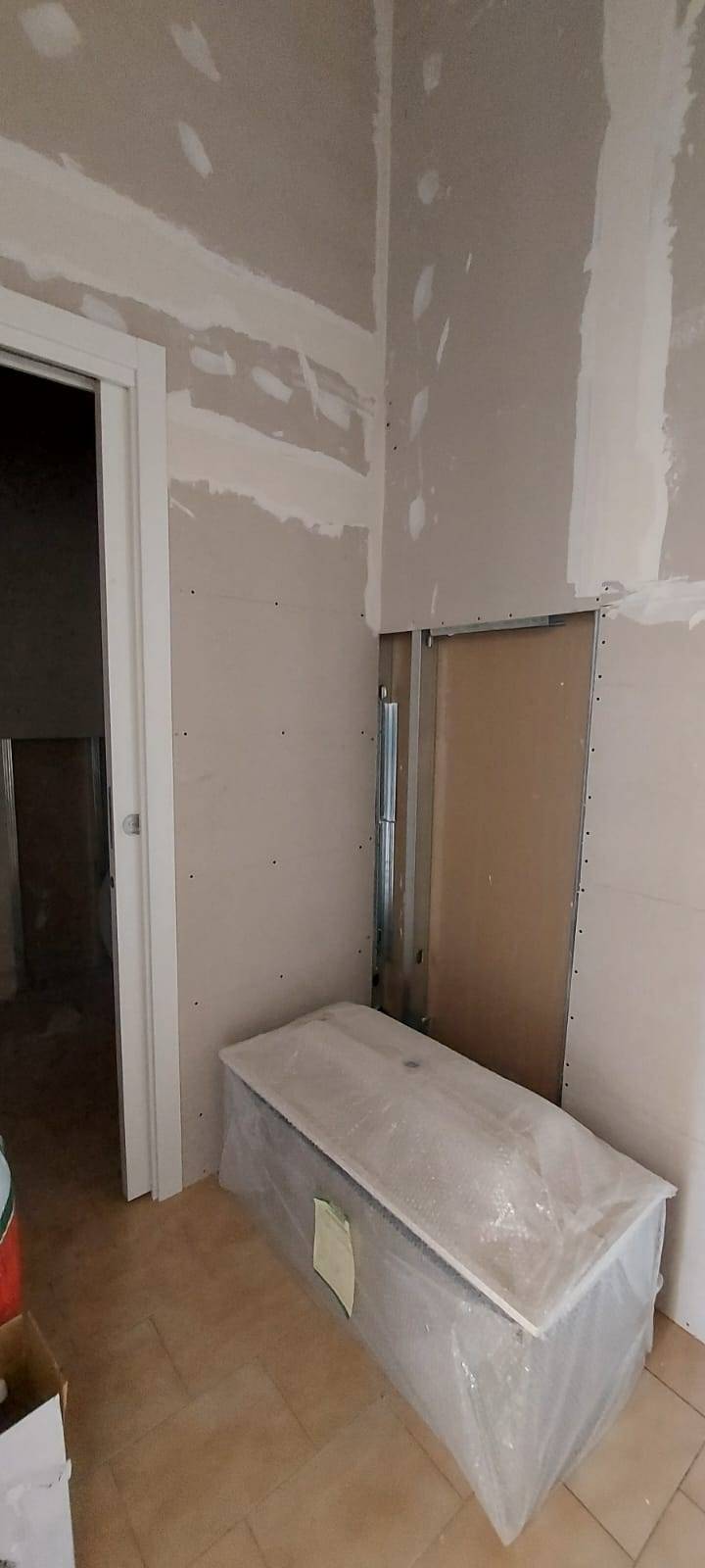 Ufficio in affitto a Monteforte Irpino, Alvanella