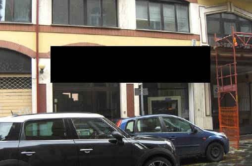 Locale commerciale in vendita a Avellino, Centro