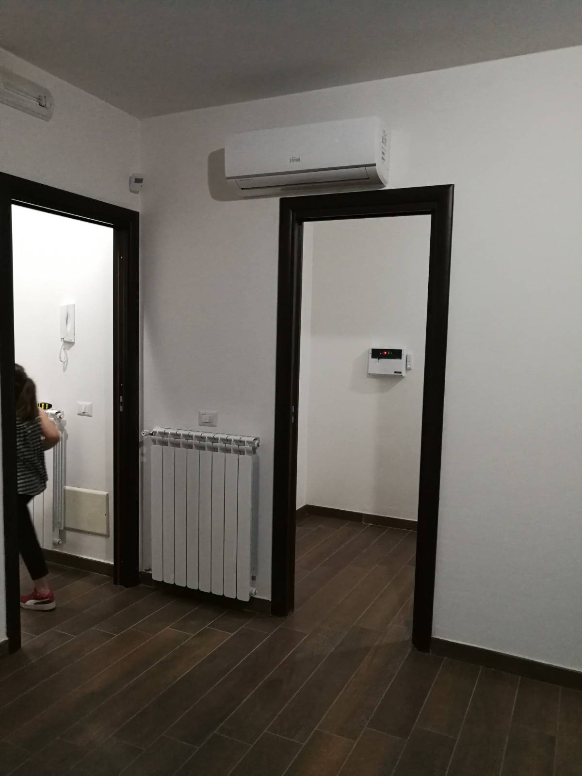 Villa bifamiliare in vendita a Pratola Serra, Pratola