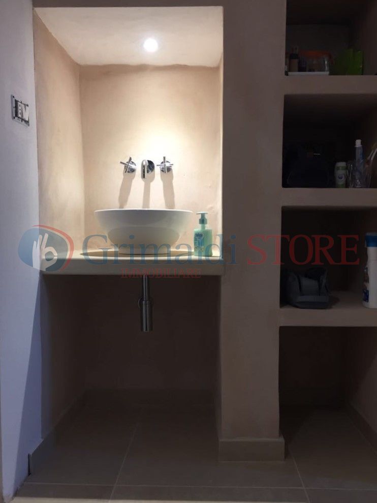 Casa indipendente con terrazzo a Specchia