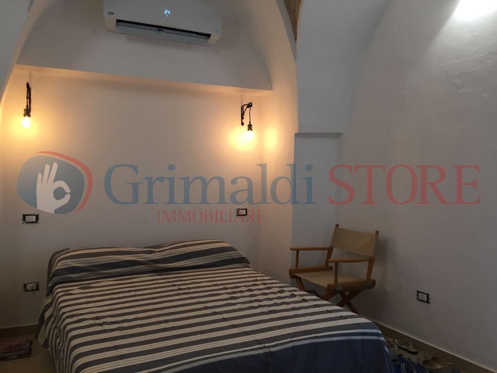 Casa indipendente con terrazzo a Specchia