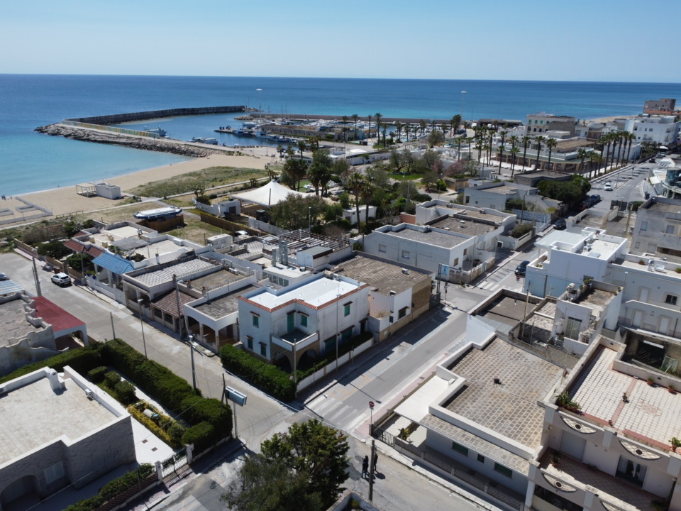 Casa indipendente vista mare in via dante alighieri 34, Maruggio