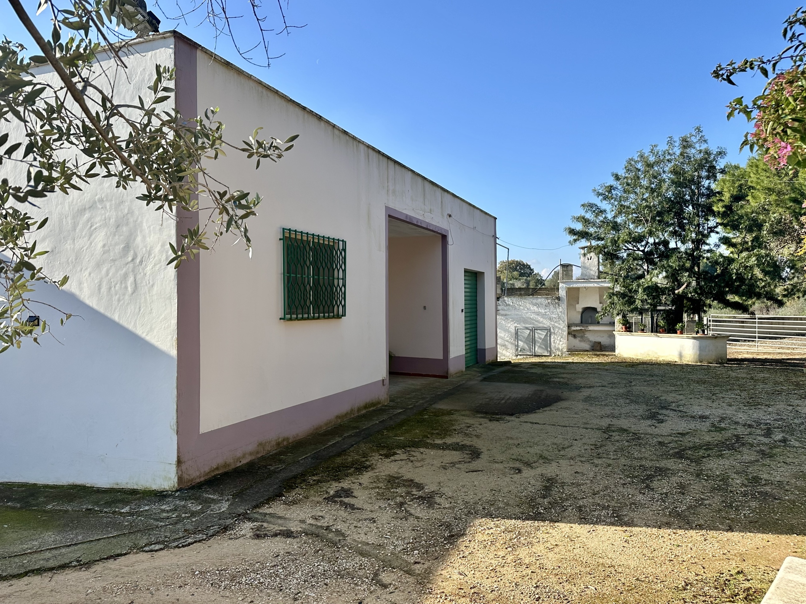 Villa in vendita in contrada pezza d' acqua fresca 27, San Vito dei Normanni