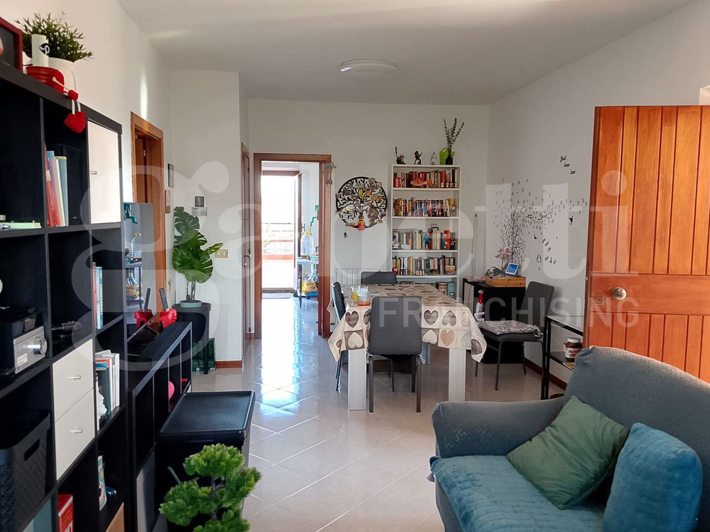 Villa con giardino a Corropoli