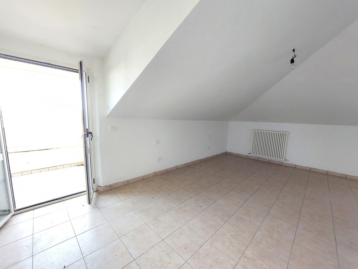 Villa Bifamiliare con giardino a Tortoreto