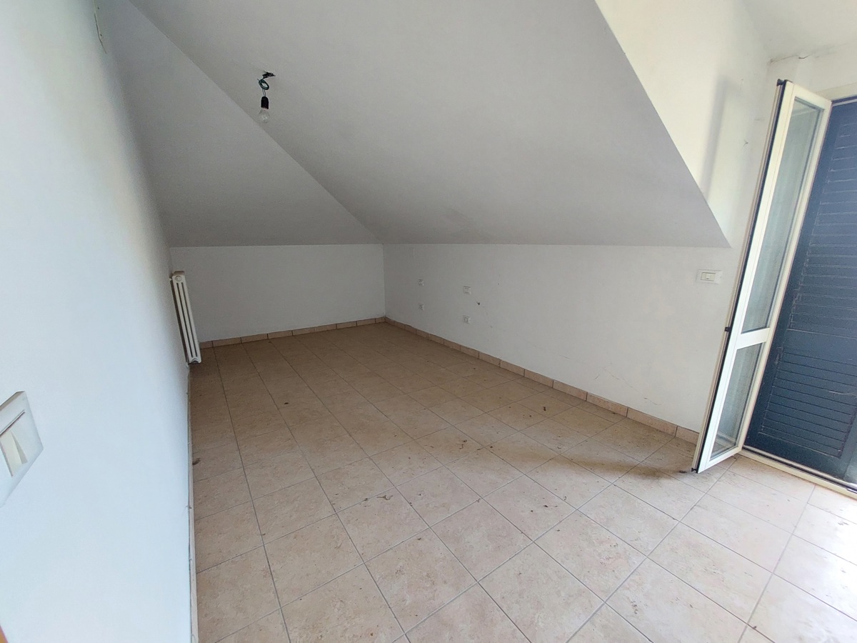 Villa Bifamiliare con giardino a Tortoreto