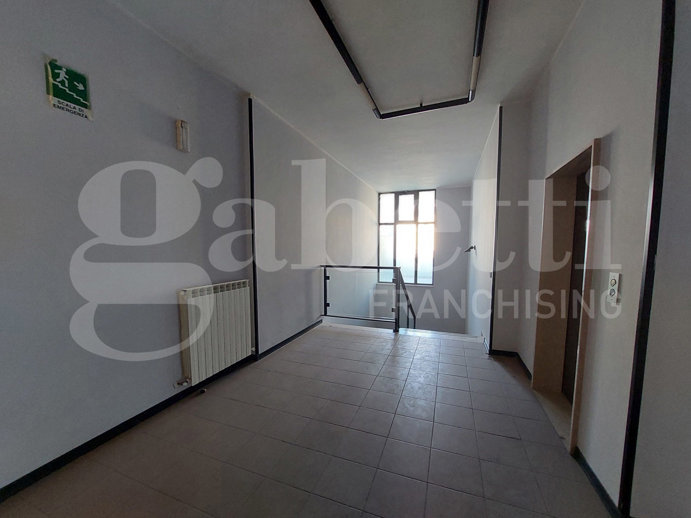 Ufficio in vendita a Nereto