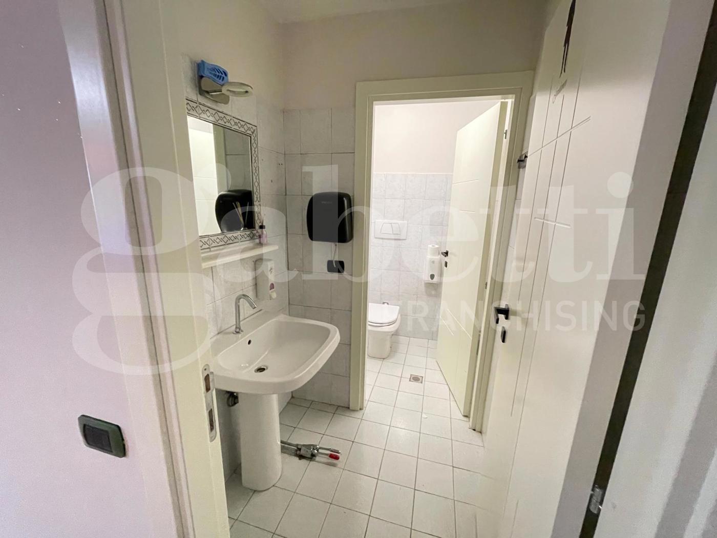 Negozio in vendita a Giulianova