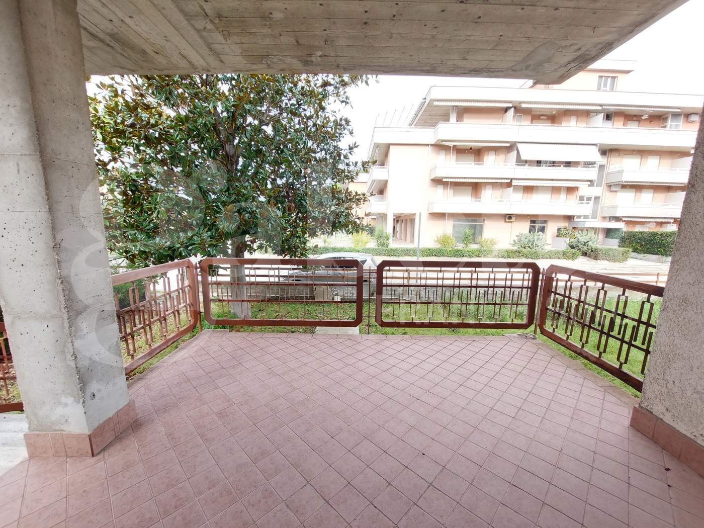 Villa con giardino a Martinsicuro