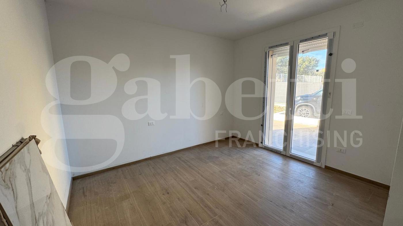 Quadrilocale con box a Tortoreto