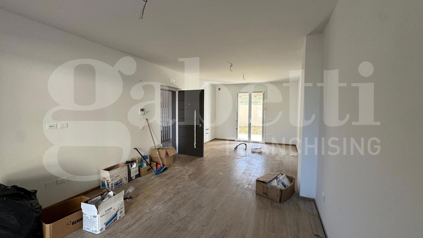 Quadrilocale con box a Tortoreto