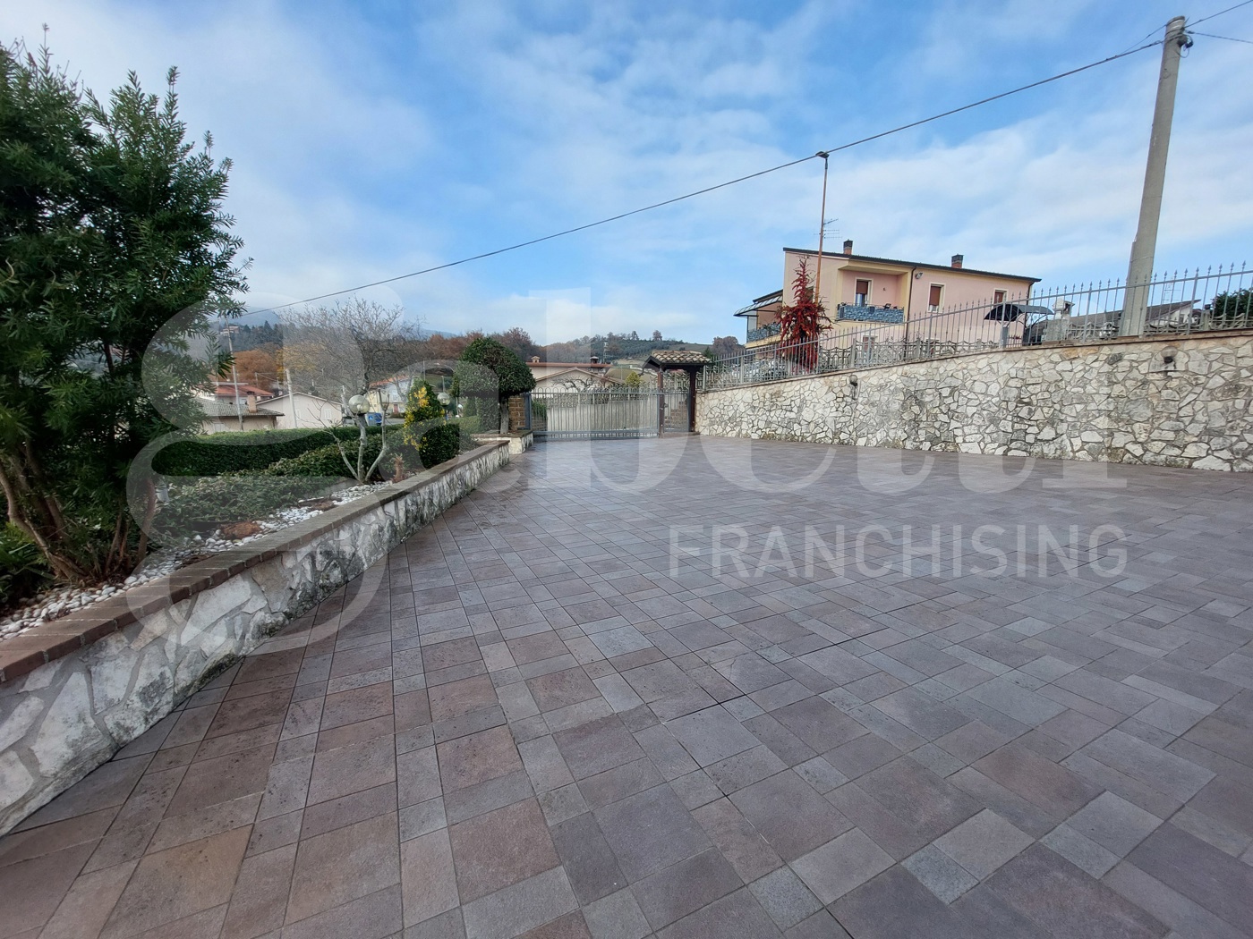 Villa in vendita a Tossicia