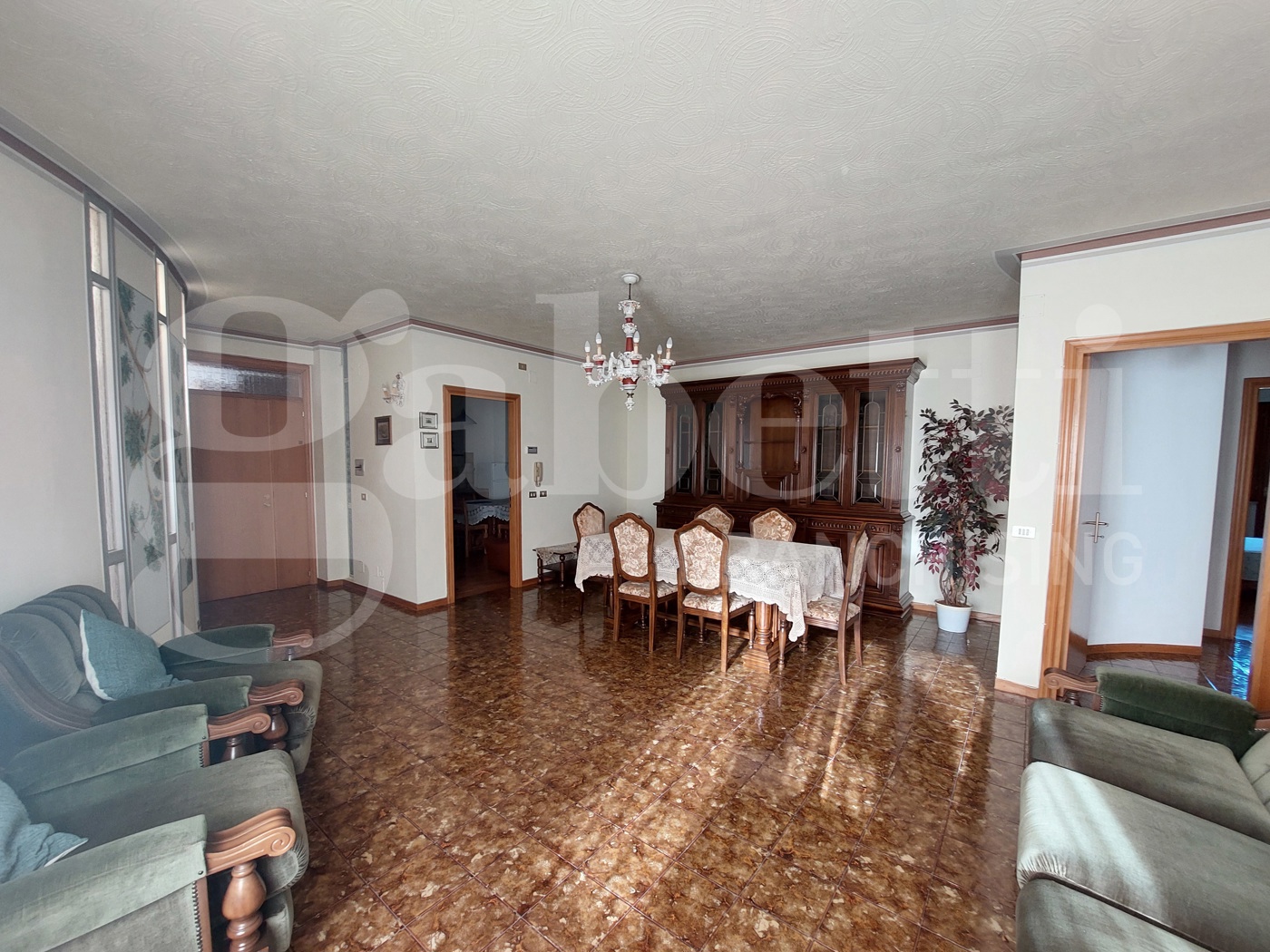 Quadrilocale in vendita a Controguerra