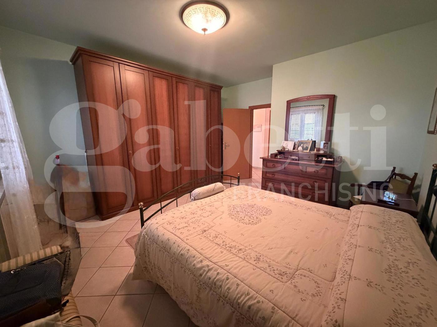 Quadrilocale con giardino a Tortoreto