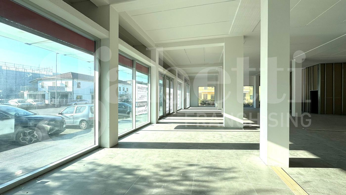 Stabile/Palazzo in vendita a Tortoreto