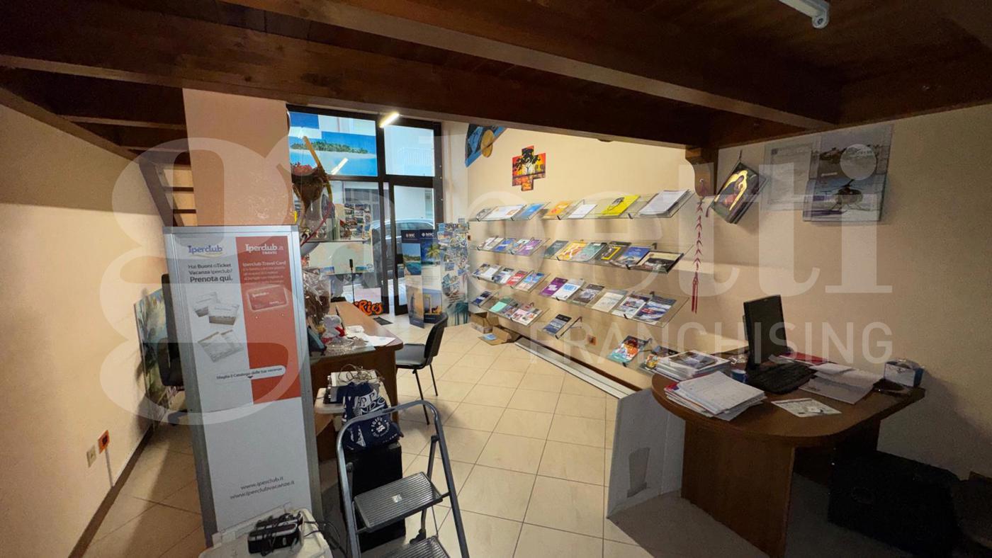 Negozio in vendita a Mosciano Sant'Angelo