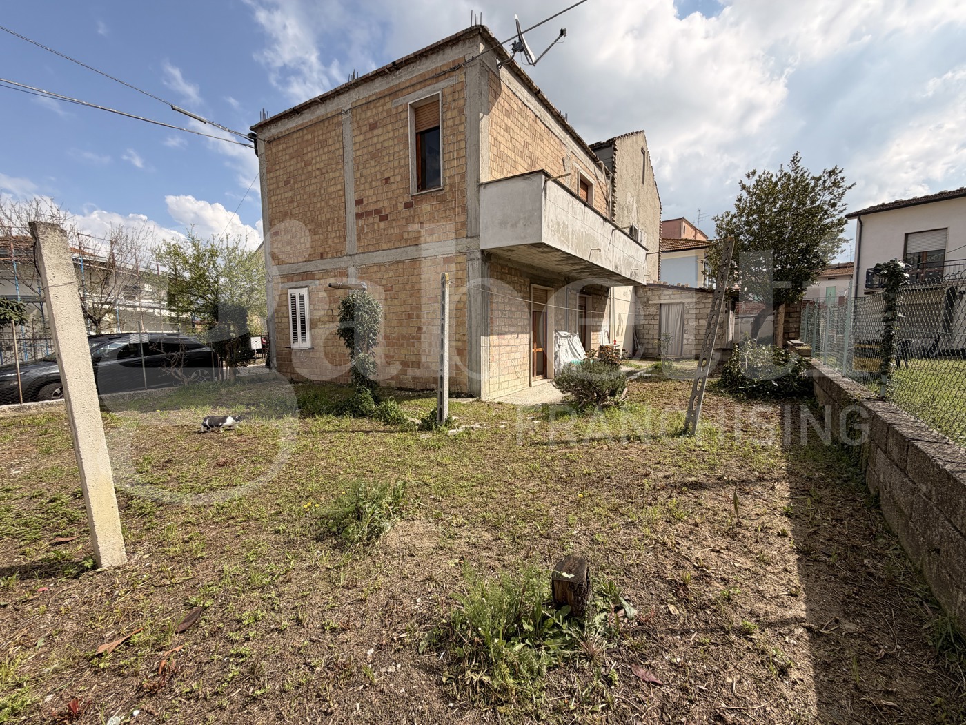 Casa indipendente con giardino a Campli