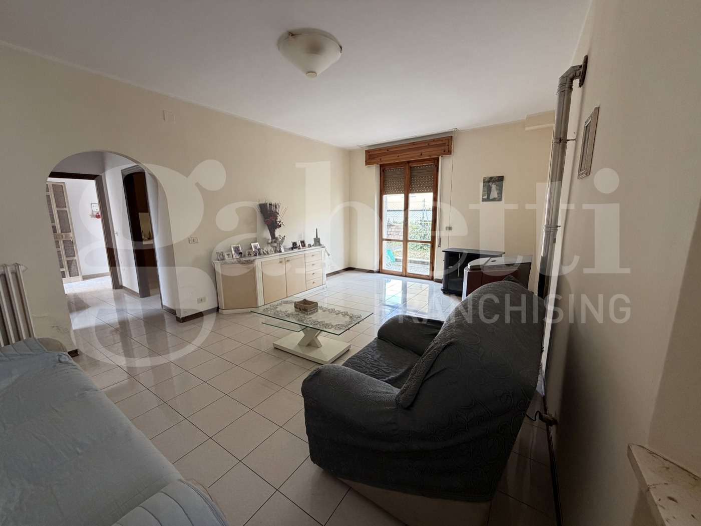 Casa indipendente con giardino a Campli