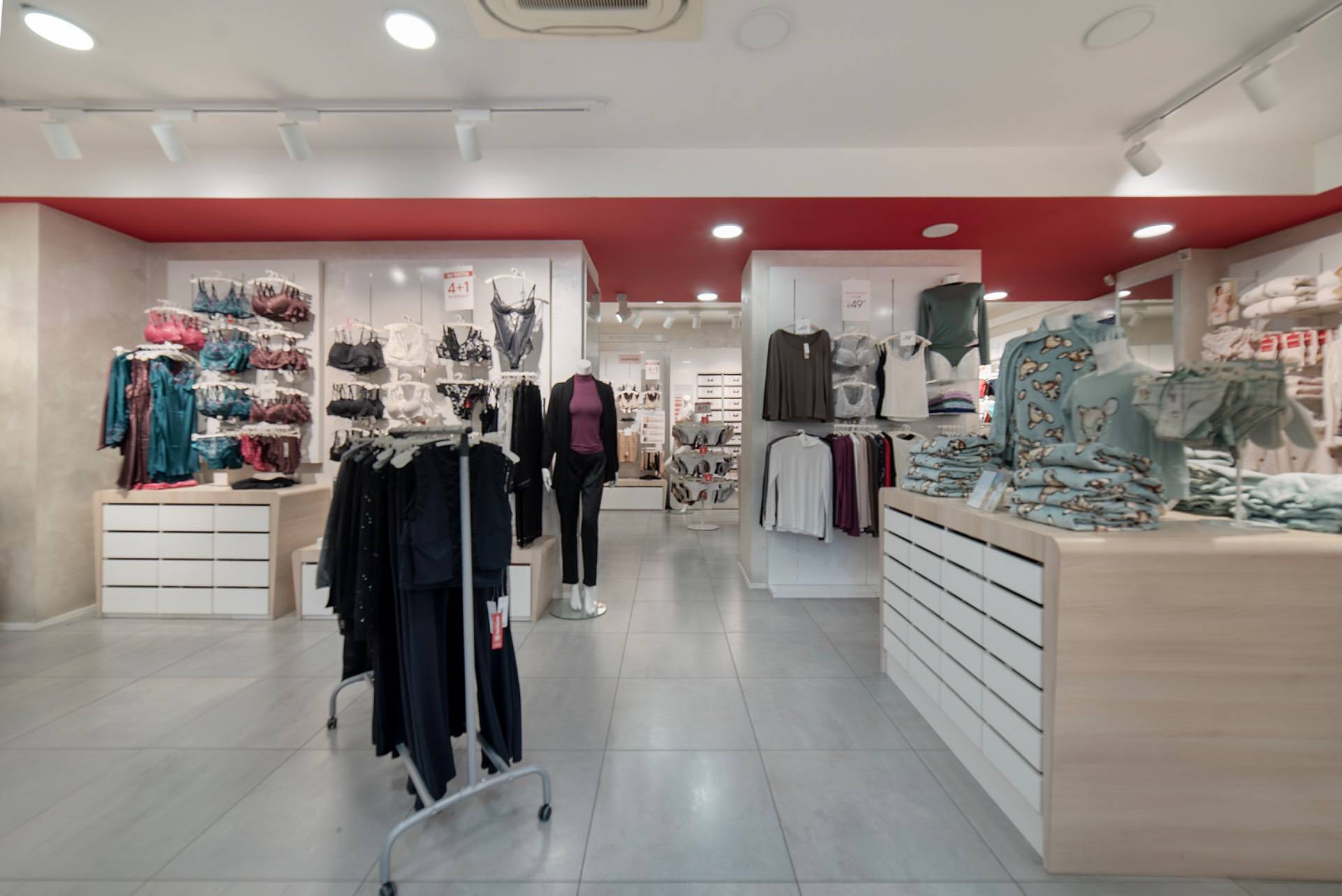 Attivit commerciale in vendita a Cologno Monzese