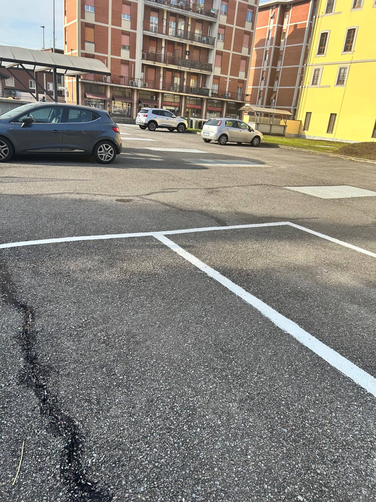 Posto auto scoperto in vendita a Muggi