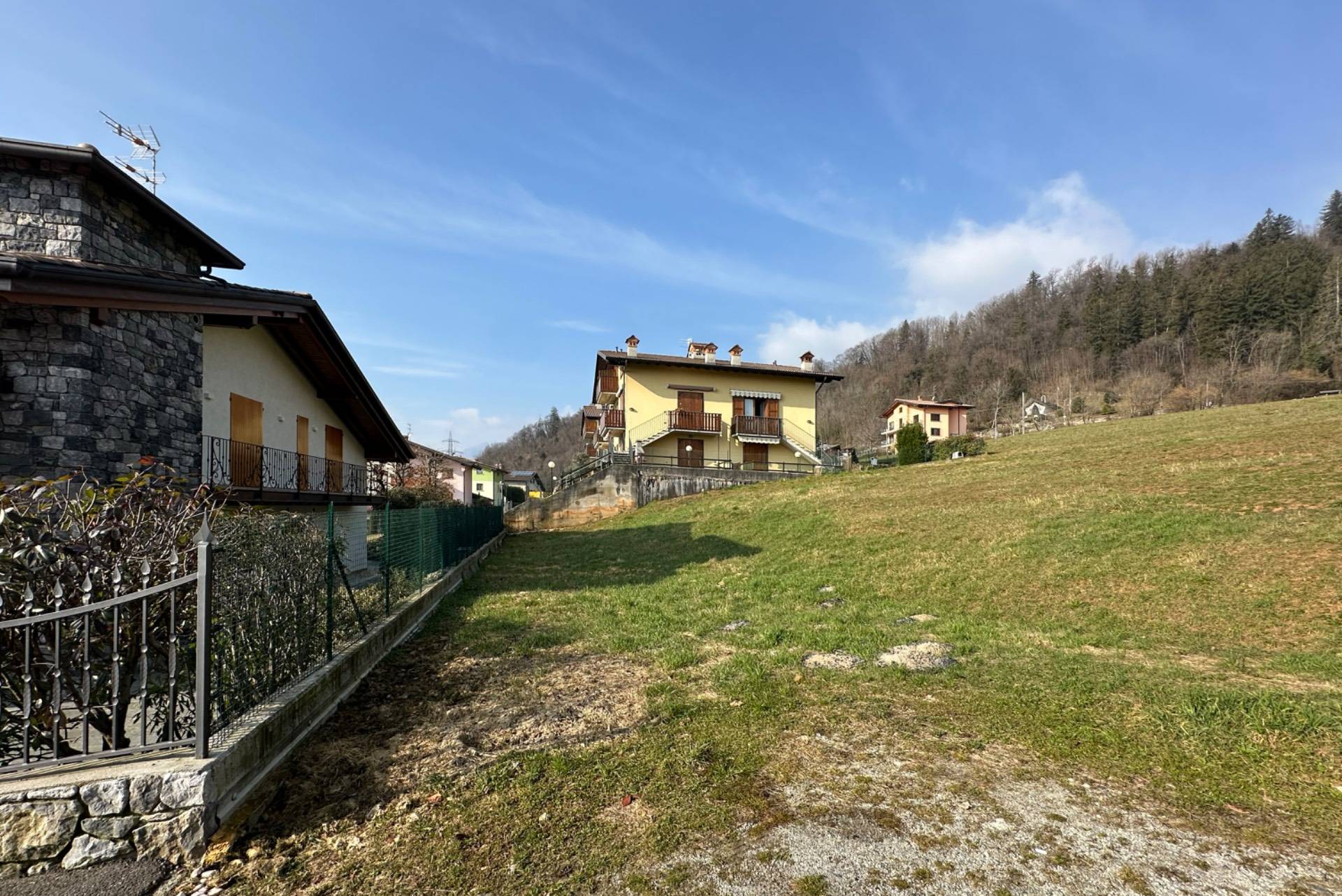 Appartamento in vendita a Parre