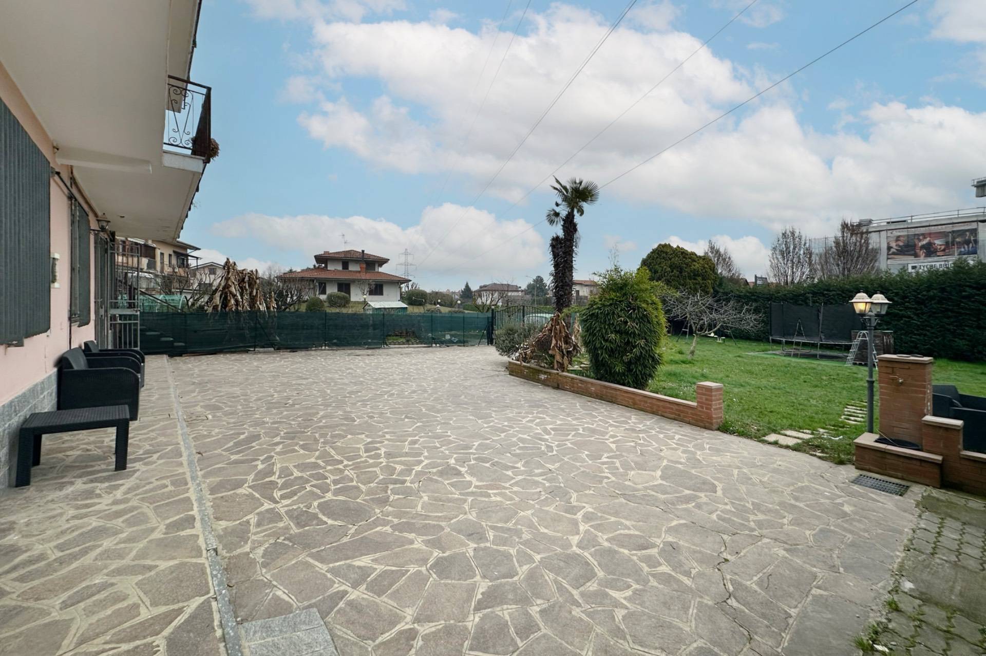 Casa singola in vendita a Trezzano Rosa