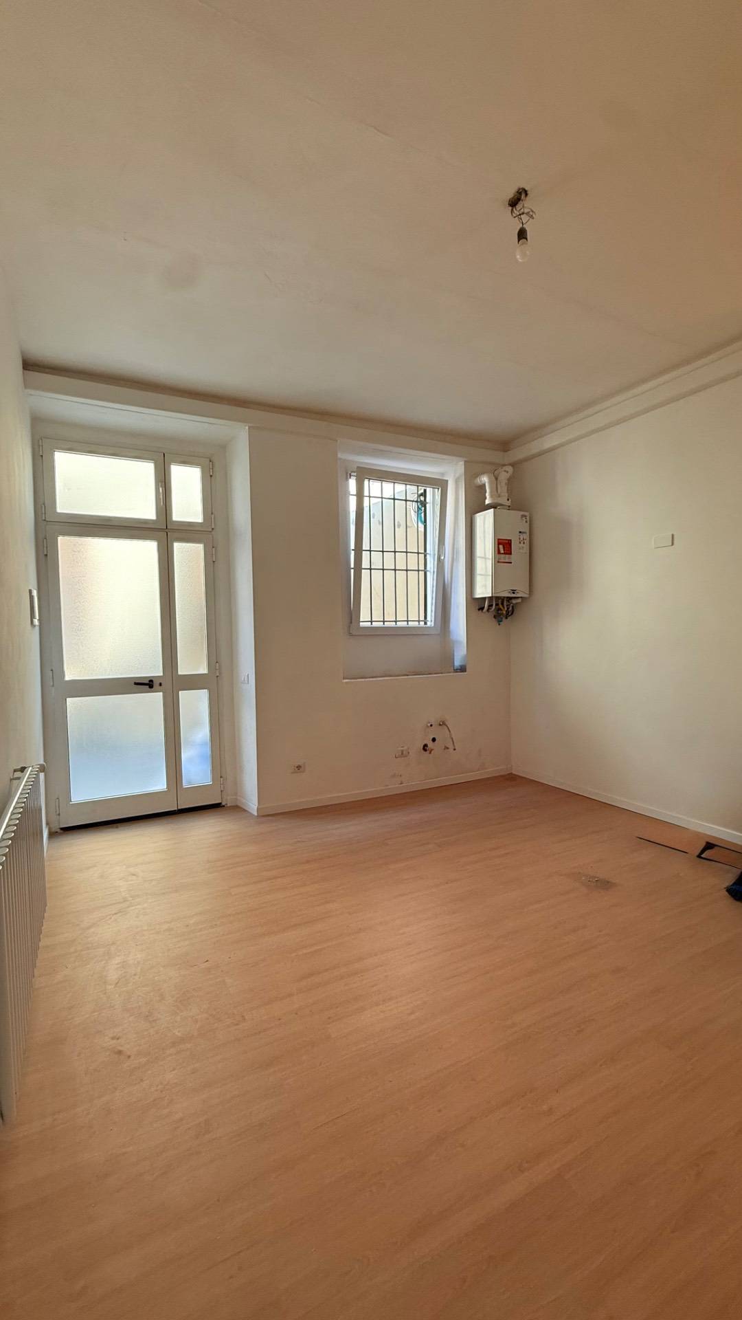 Locale commerciale in vendita a Vimercate