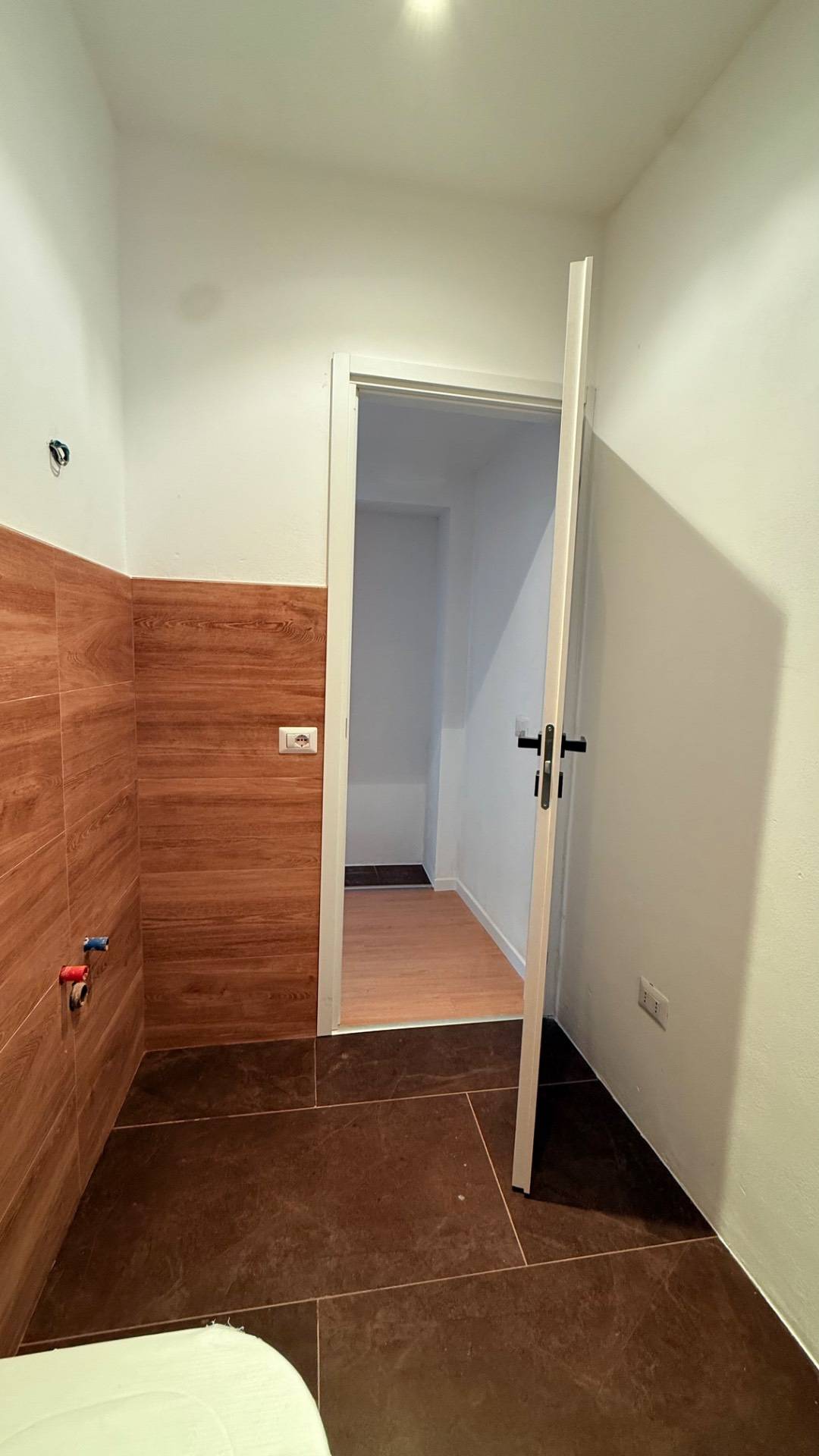 Locale commerciale in vendita a Vimercate