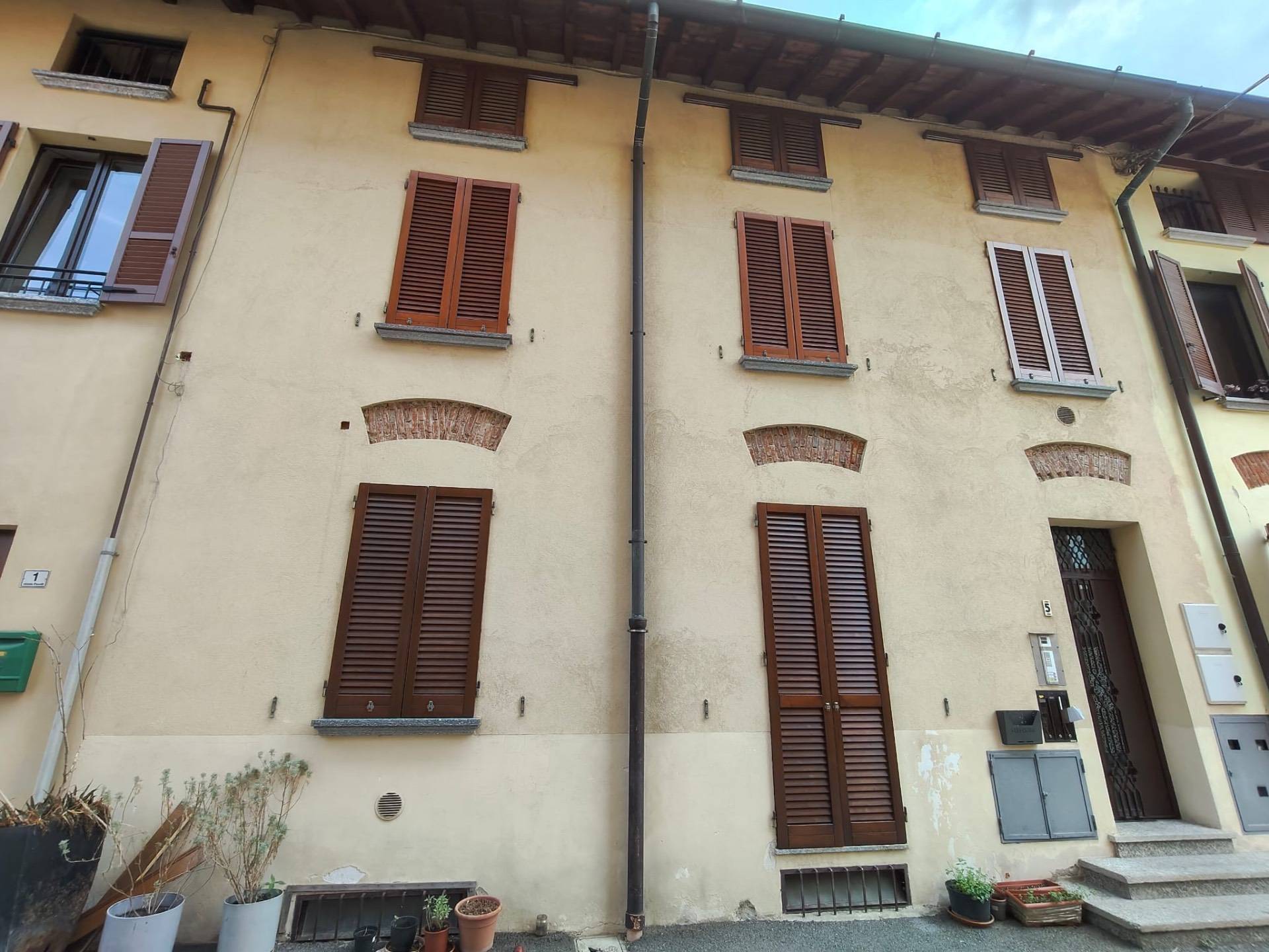 Appartamento in affitto a Mezzago