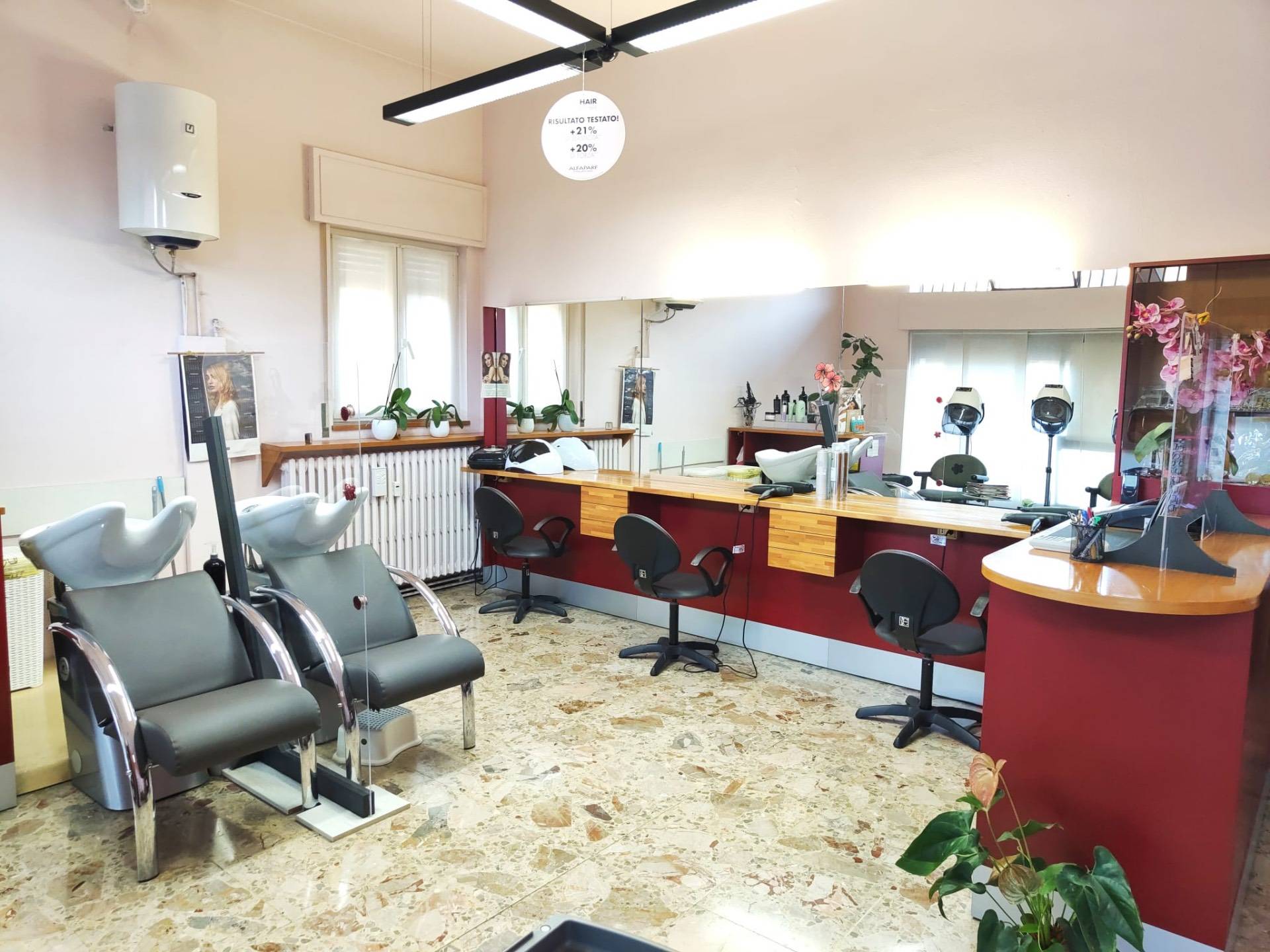 Locale commerciale in vendita a Vimercate