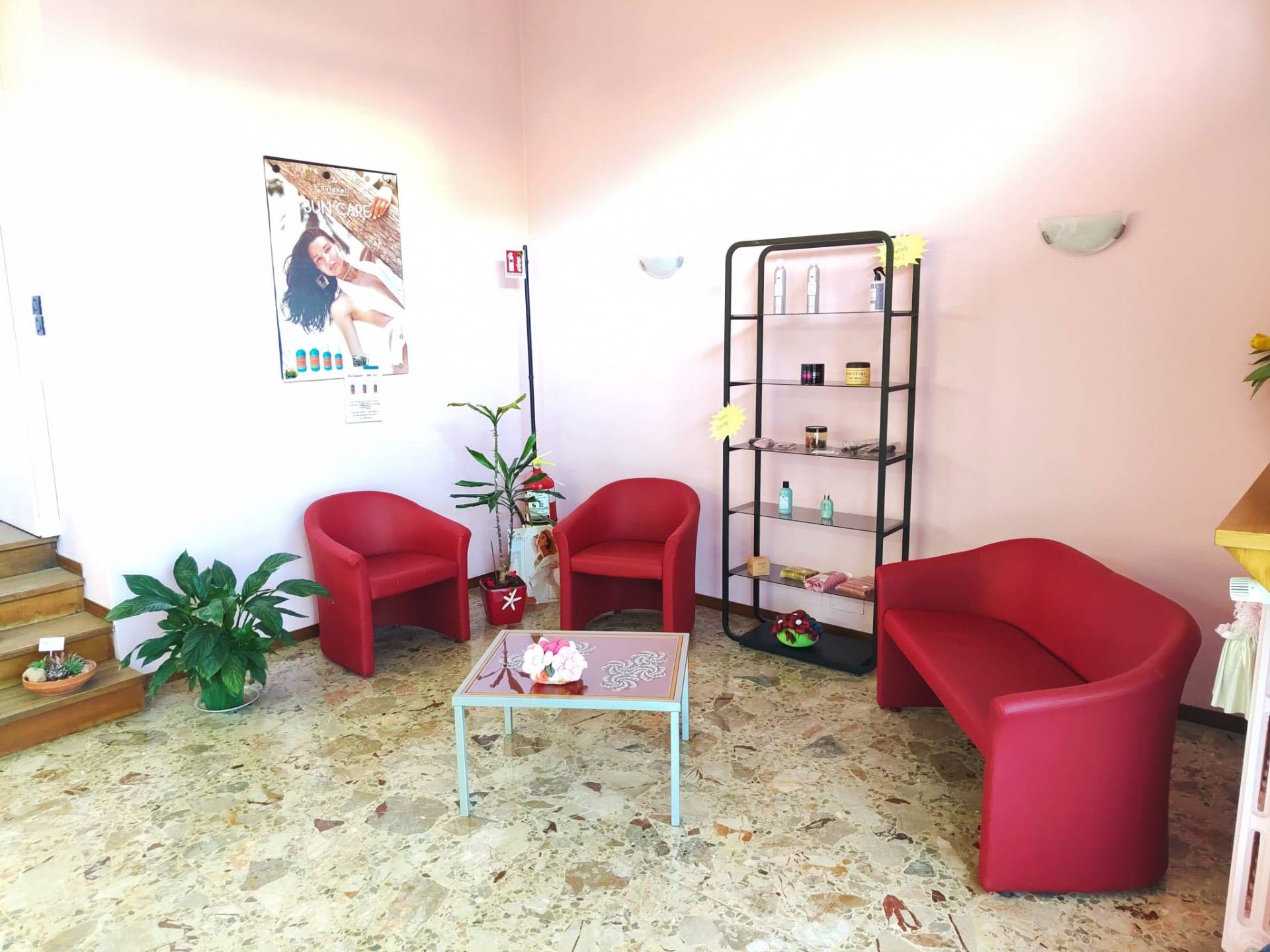 Locale commerciale in vendita a Vimercate