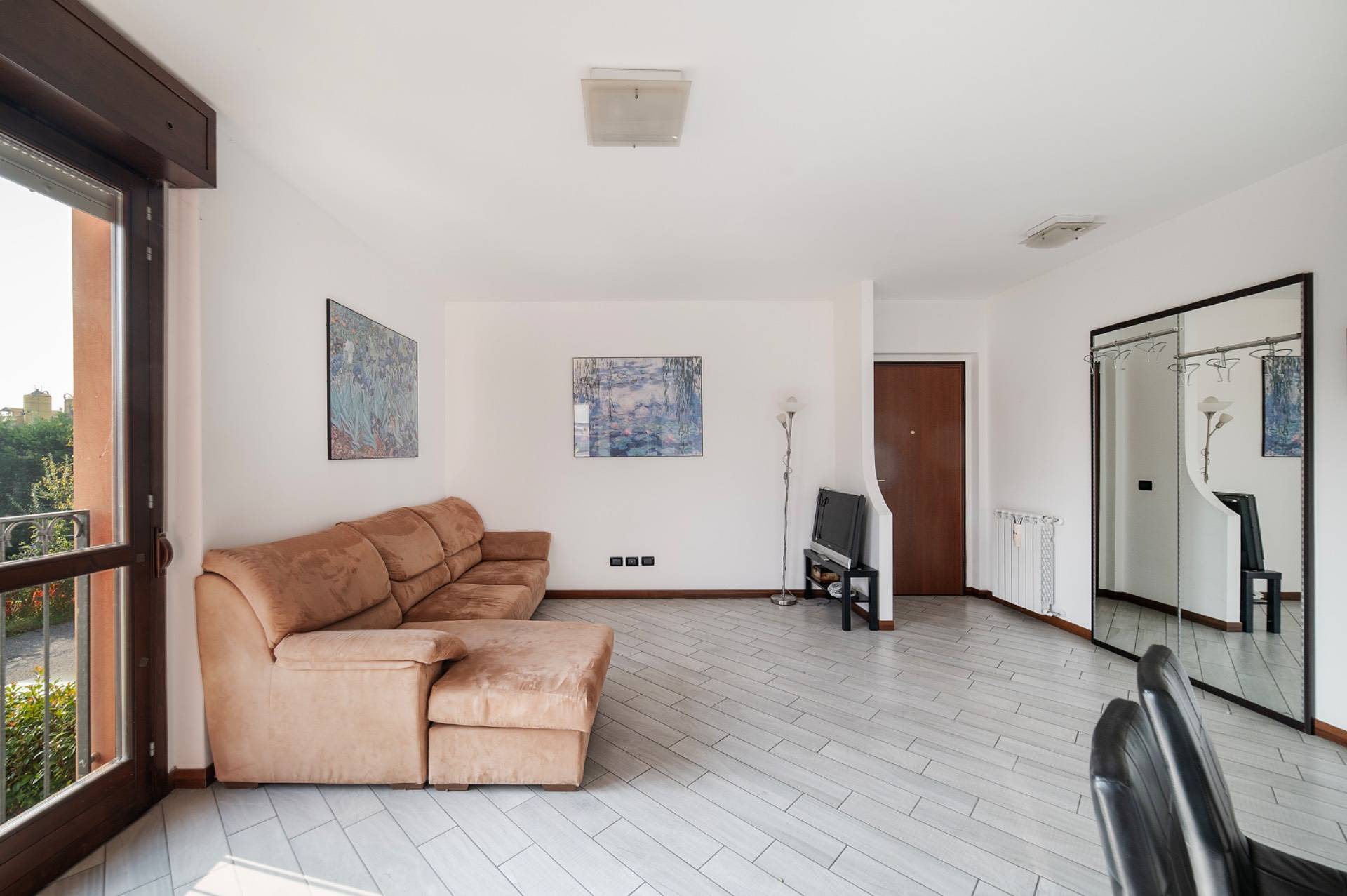 Appartamento in vendita a Bernareggio