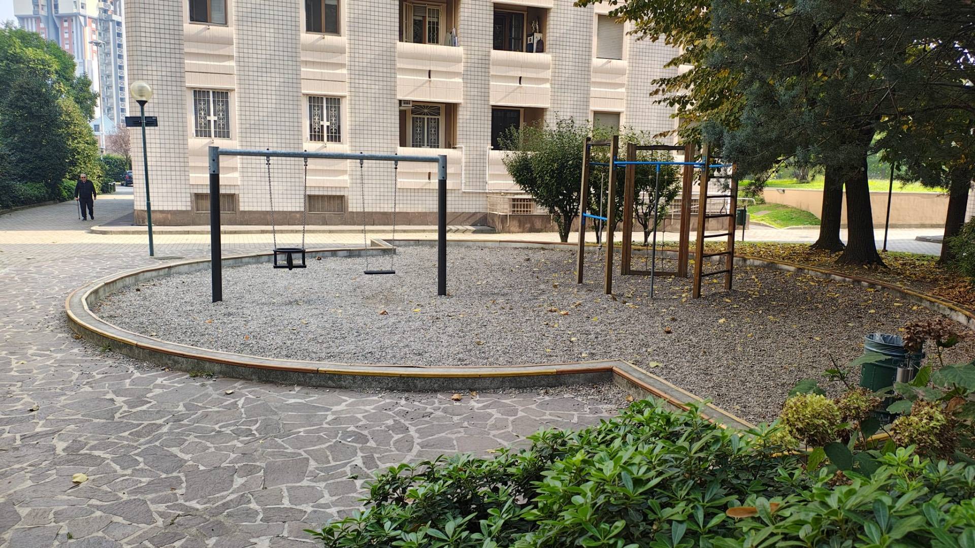 Appartamento in vendita a Corsico