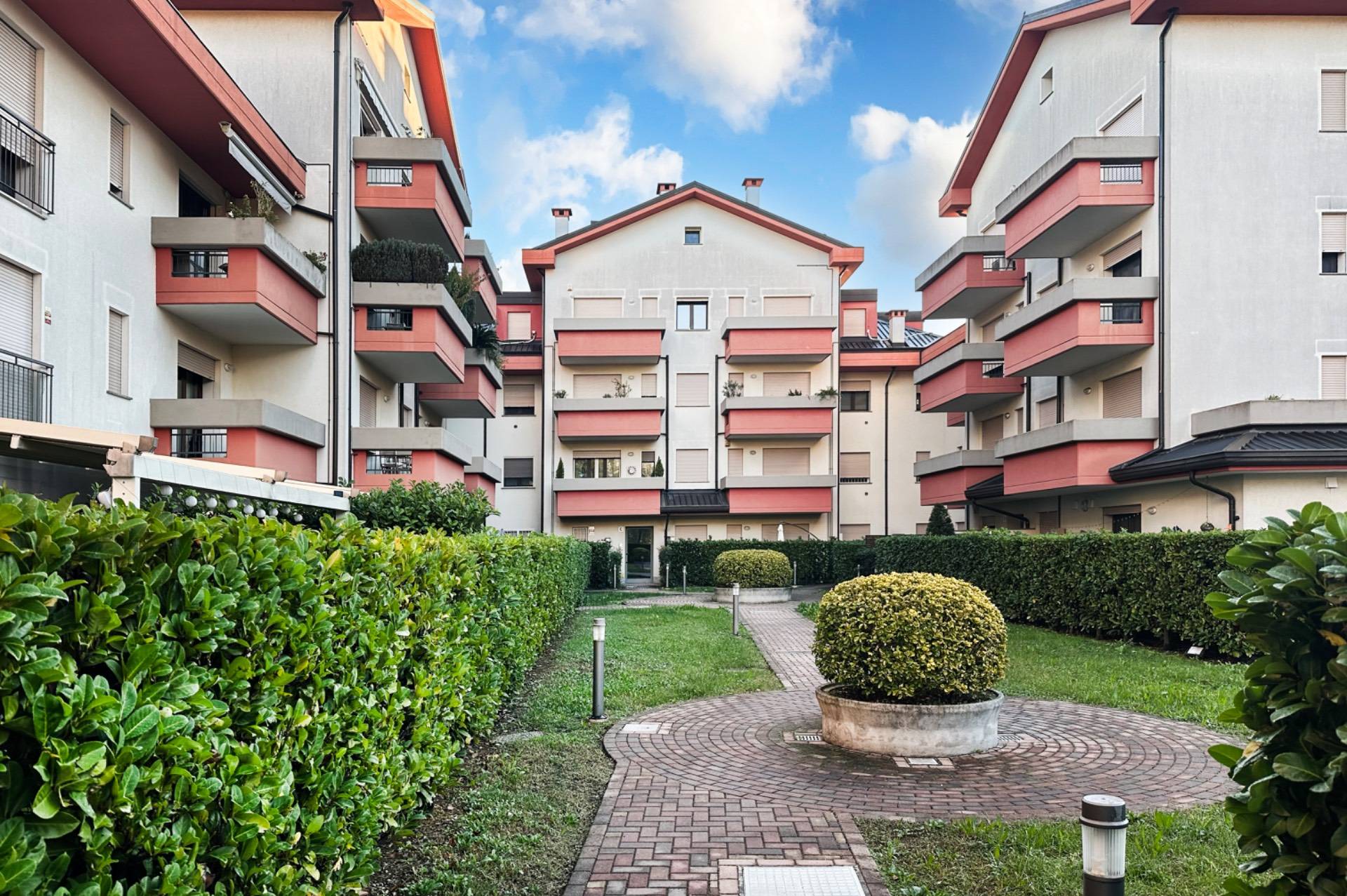 Appartamento in vendita a Segrate
