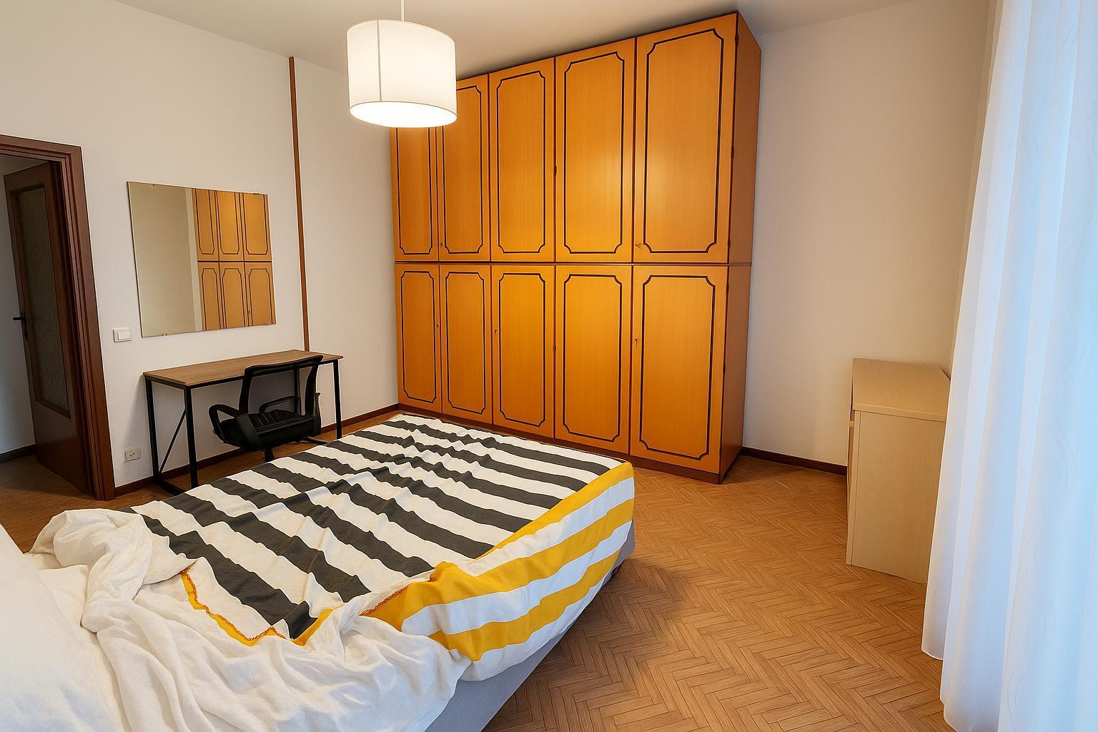 Quadrilocale con box doppio in via l. pulci 32, Modena