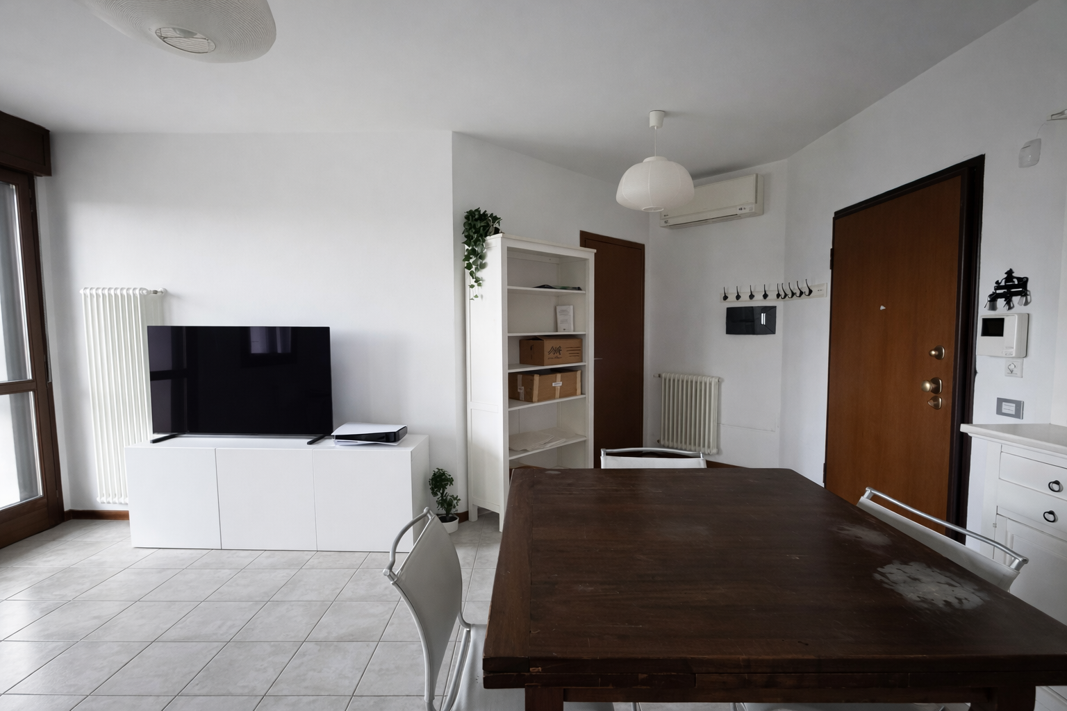 Trilocale a basso consumo in via mar ligure 102, Modena