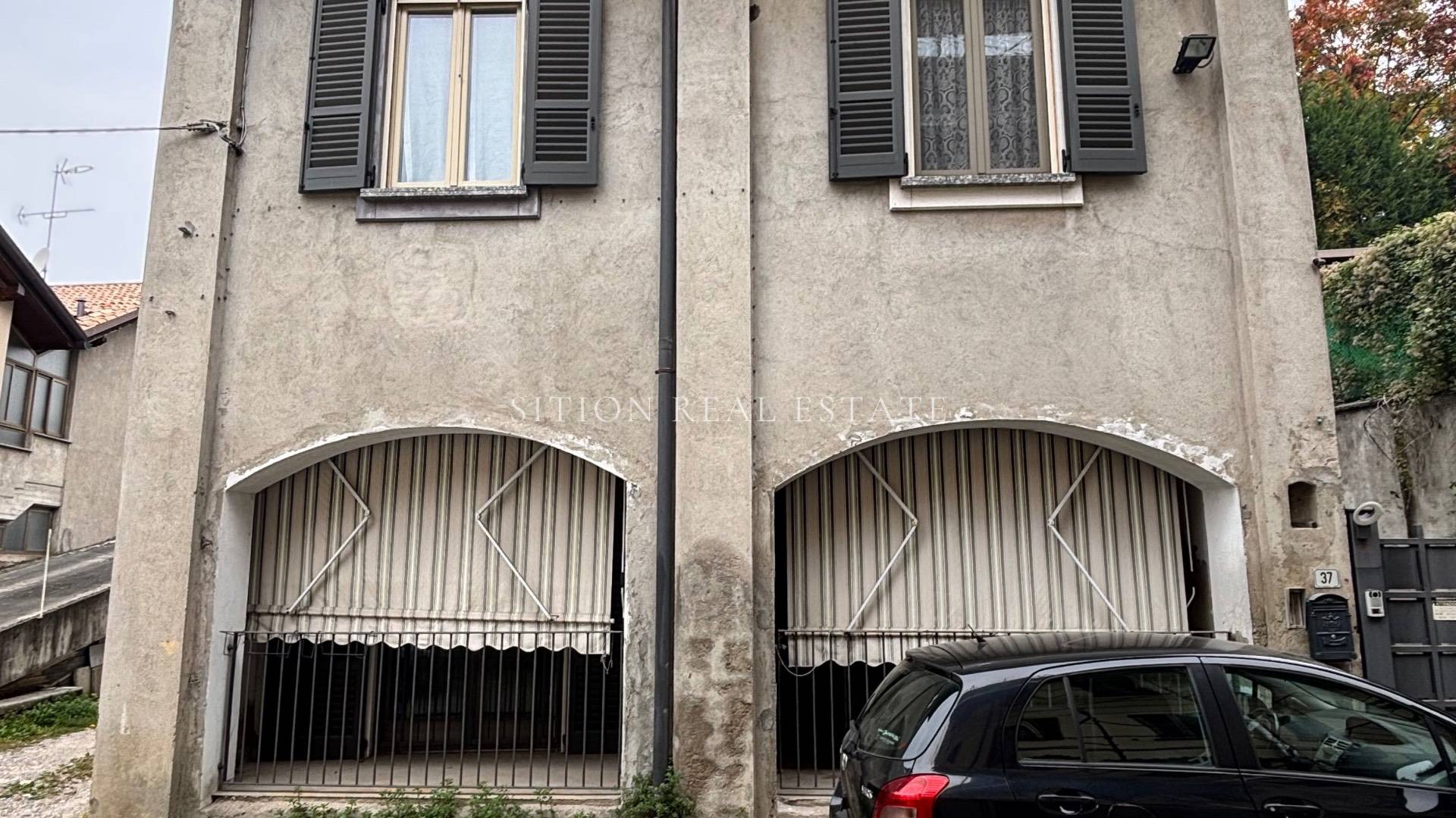 Casa singola in vendita a Carate Brianza, Agliate