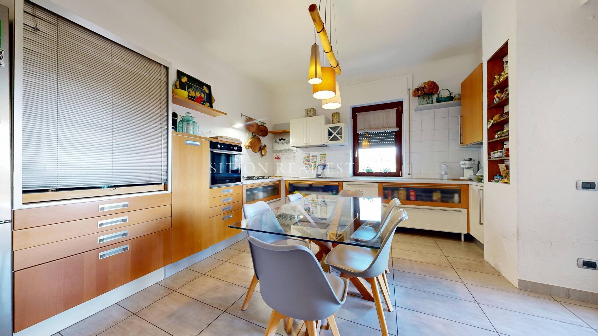 Appartamento in vendita a Varese