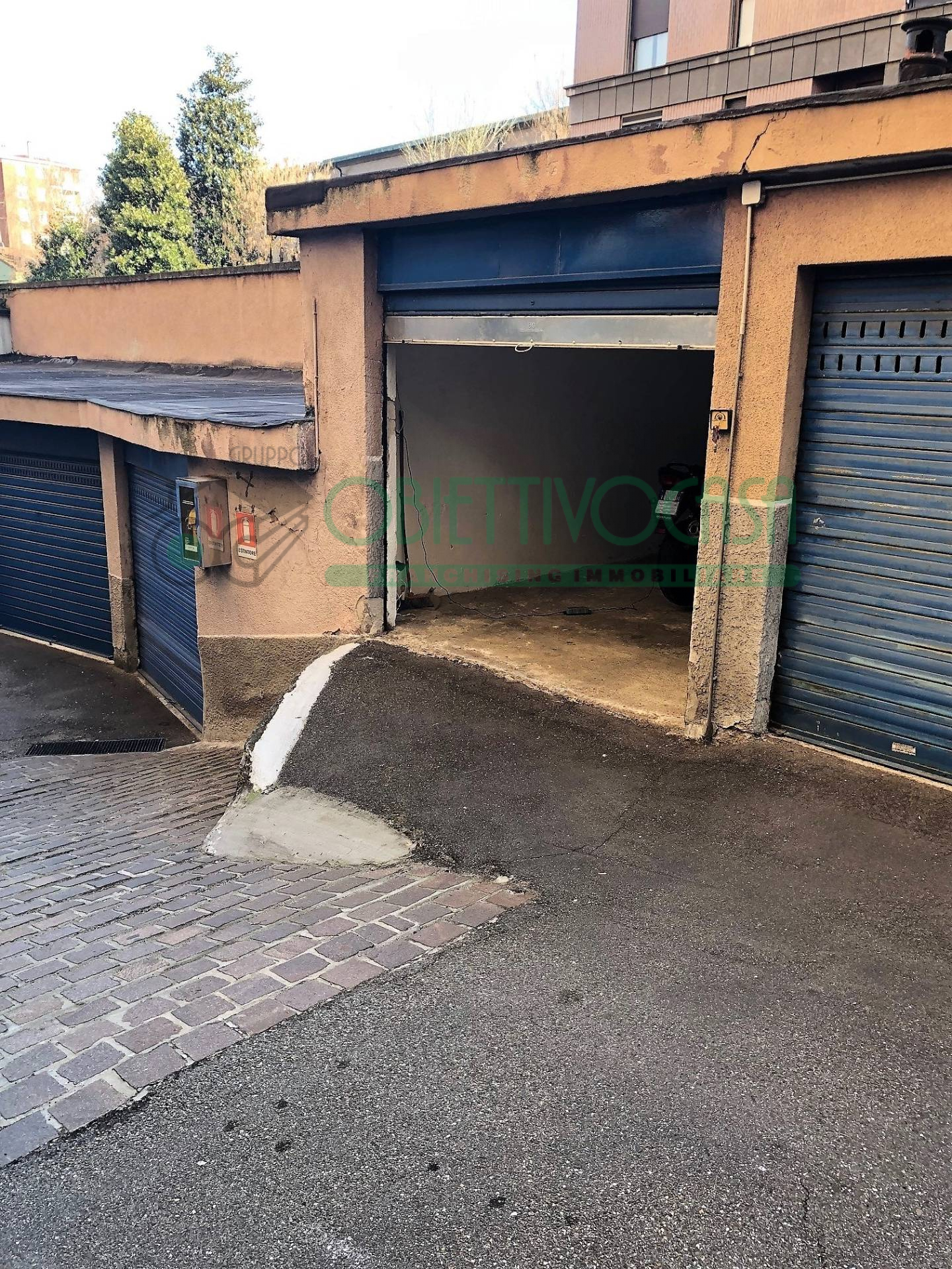 Box in vendita a Corsico, Centro