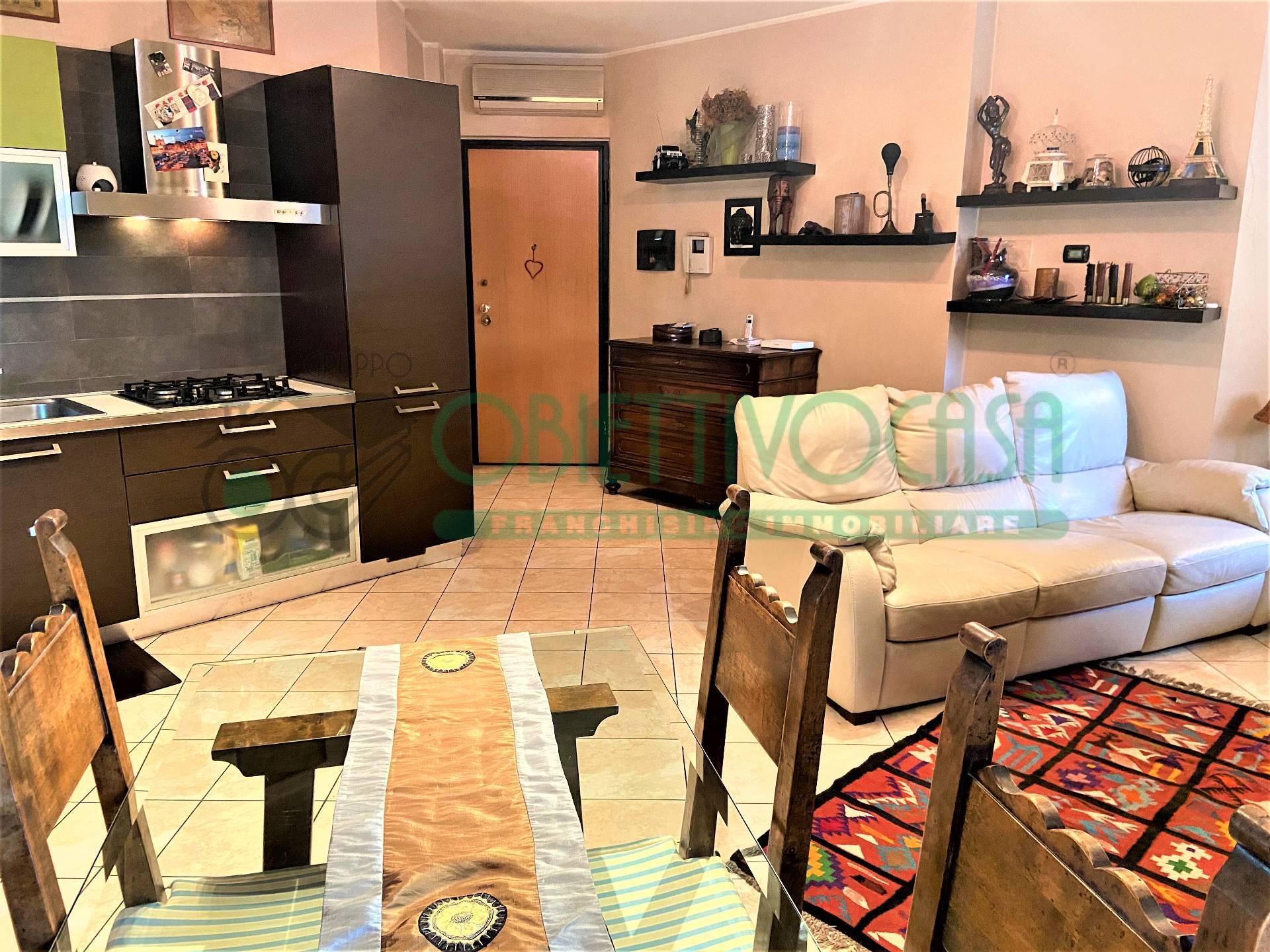 Appartamento in vendita a Corsico, Centro