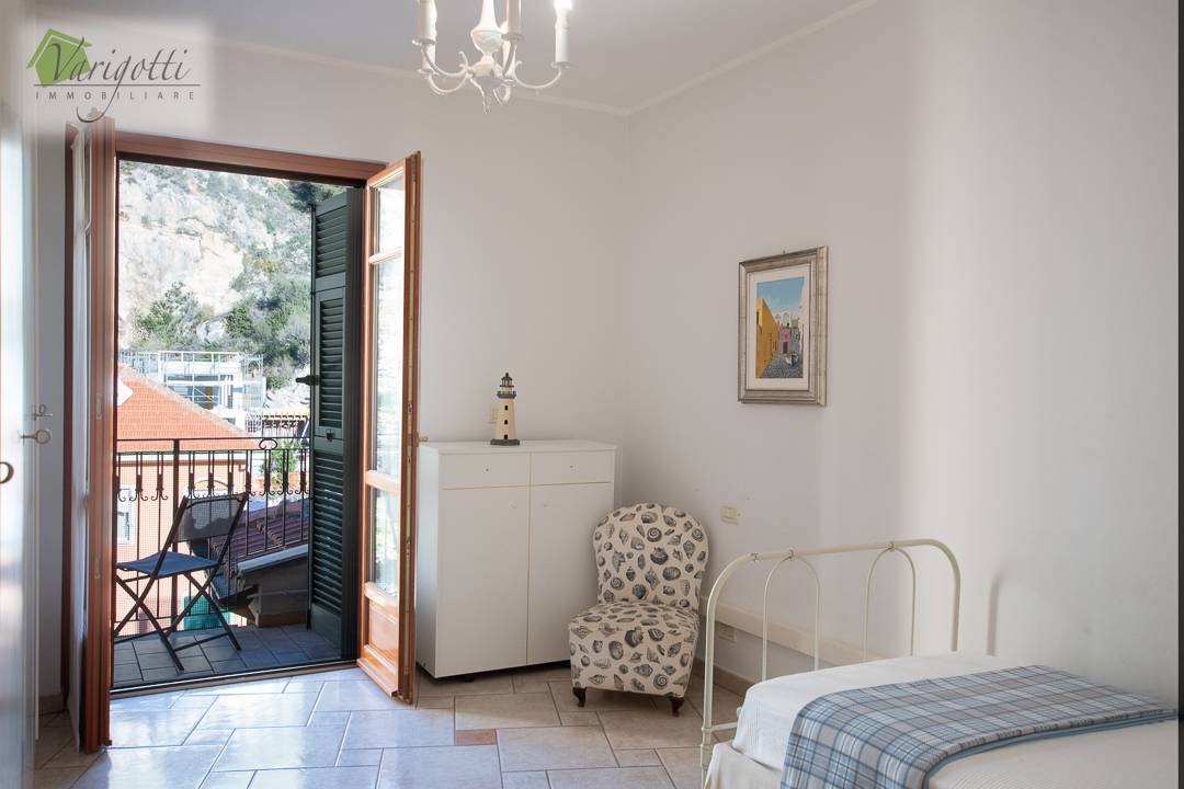 Appartamento in vendita a Finale Ligure, Varigotti