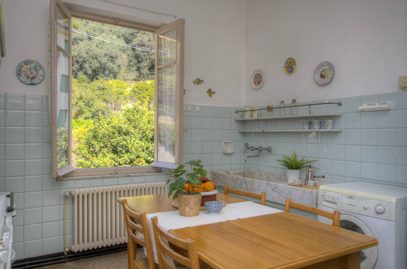 Appartamento in vendita a Finale Ligure, Varigotti