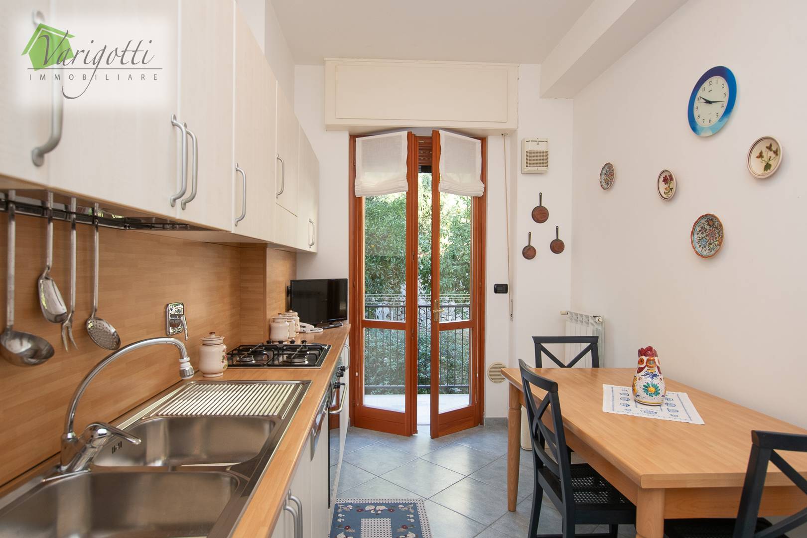 Appartamento in vendita a Finale Ligure, Varigotti