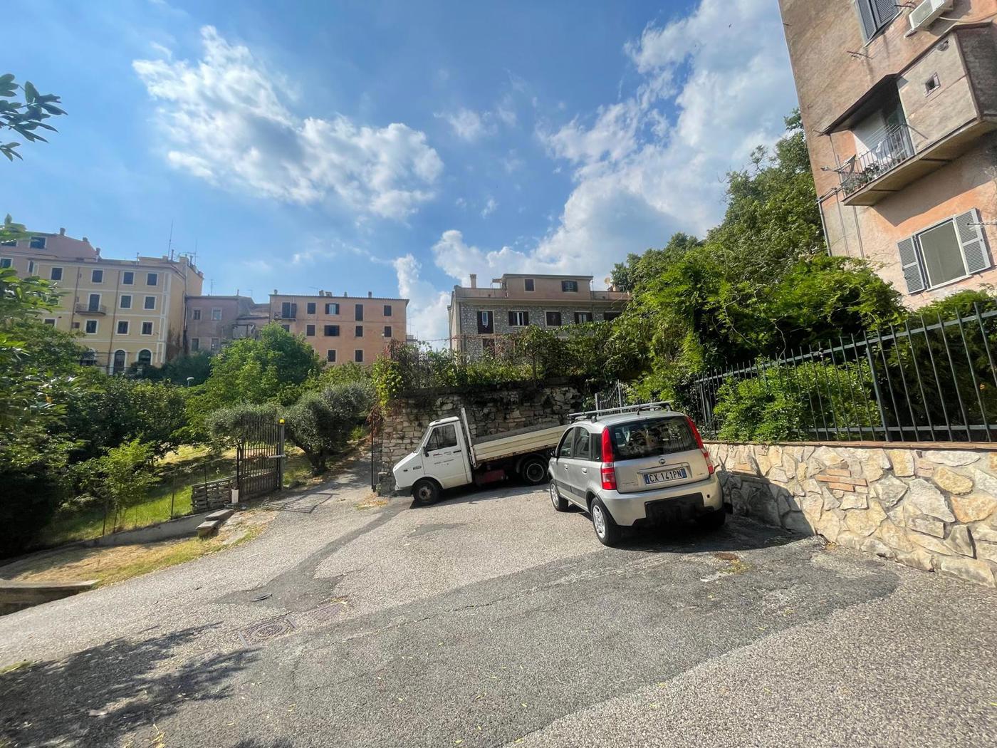 Negozio in affitto a San Polo dei Cavalieri