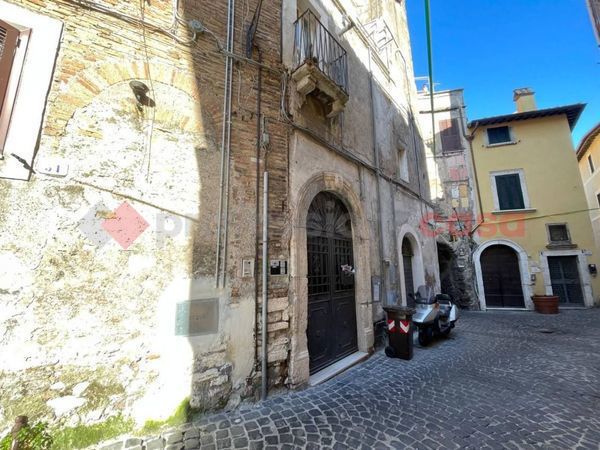 Bilocale in affitto a Tivoli