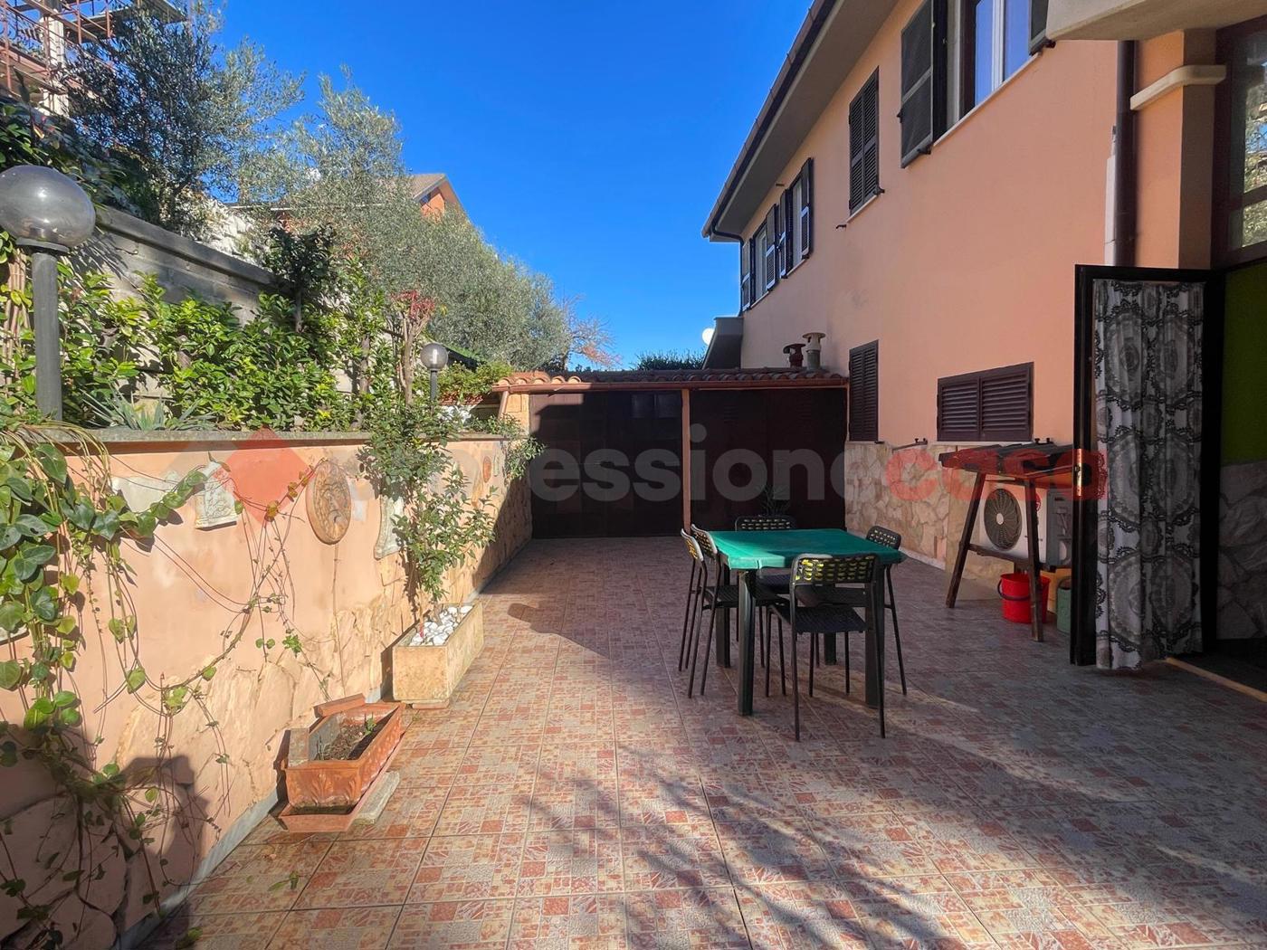 Villa in vendita a Ciciliano