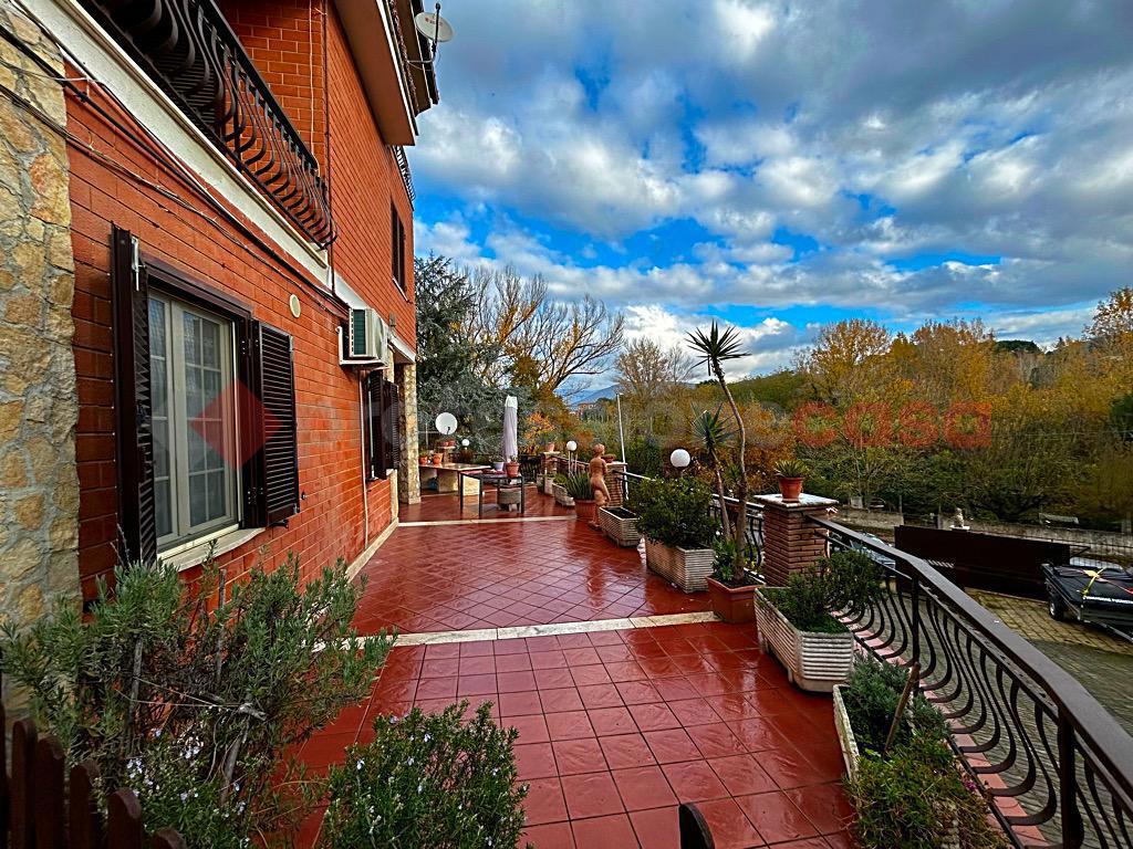 Stabile/Palazzo in vendita a Tivoli