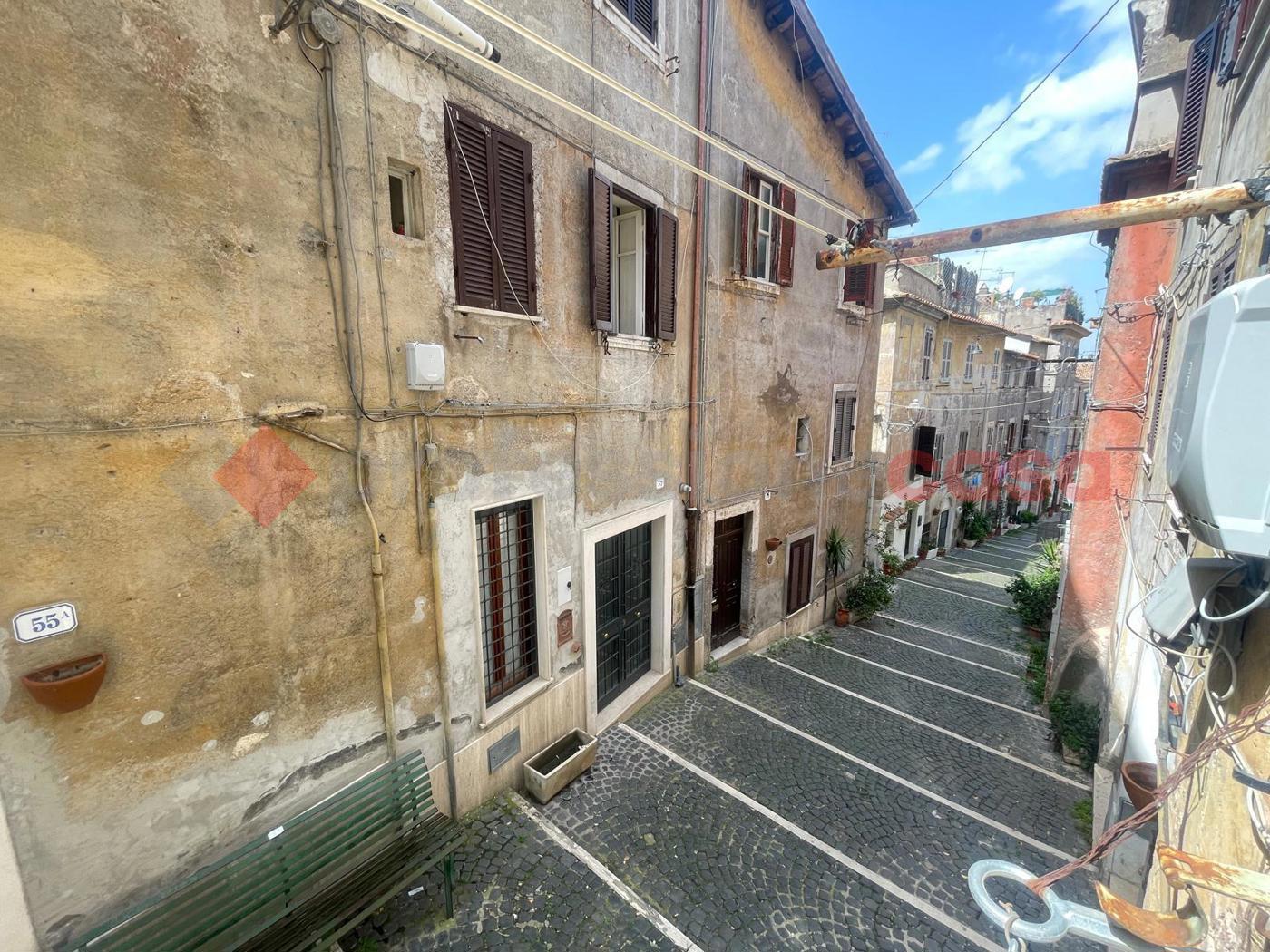 Trilocale in vendita a Tivoli