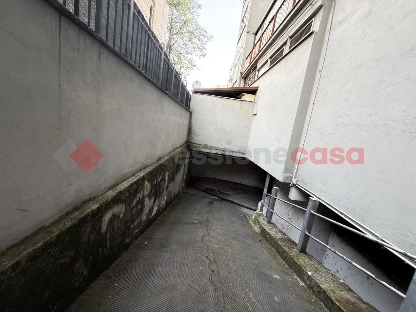 Box/Garage 10mq in vendita a Tivoli