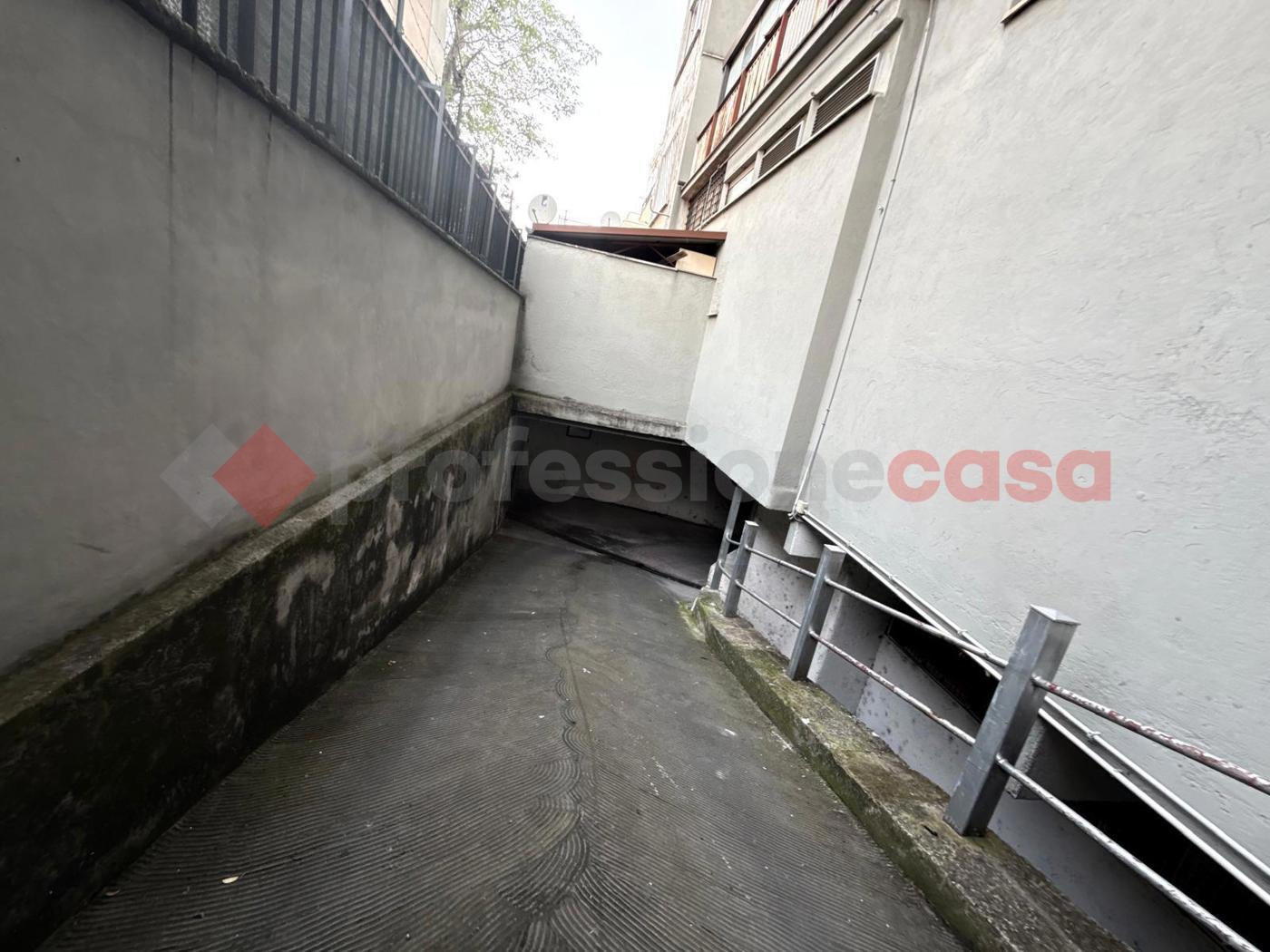 Box/Garage 12mq in vendita a Tivoli